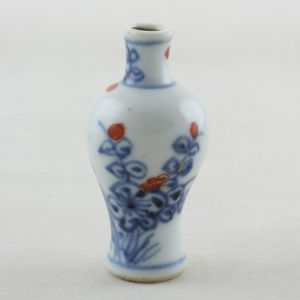 SOLD Object 2011517, Miniature vase, China. 