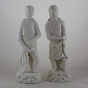 SOLD Objects 2010C332/3, A pair of figurines, Chin