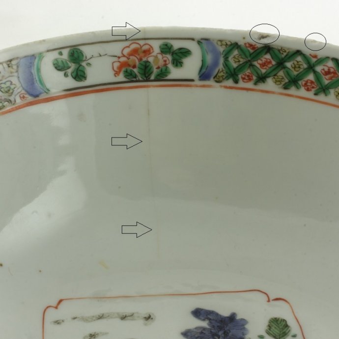 2010C211 hairline, chip and rough spot